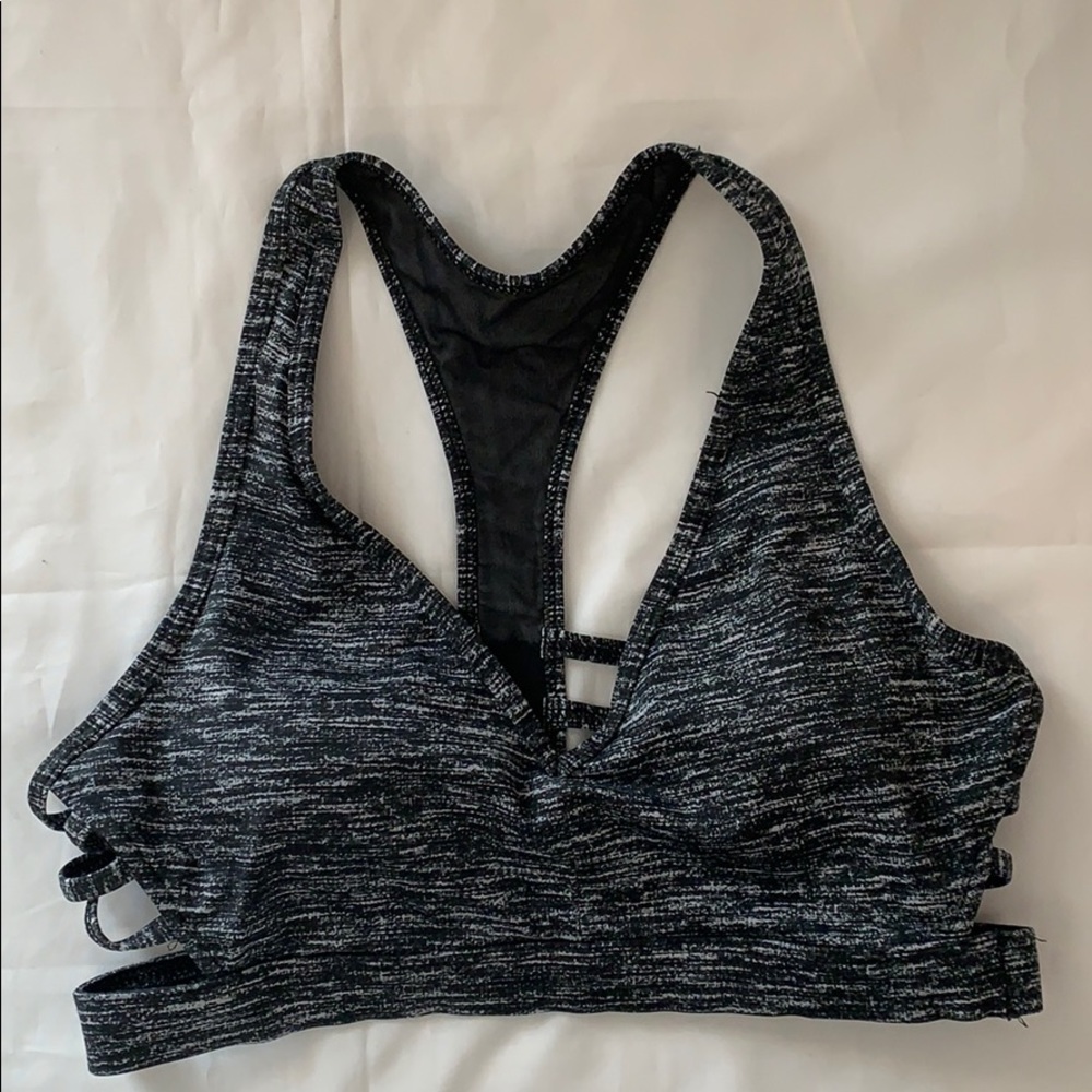 ✨ Victoria’s Secret Sport Bra Black/white